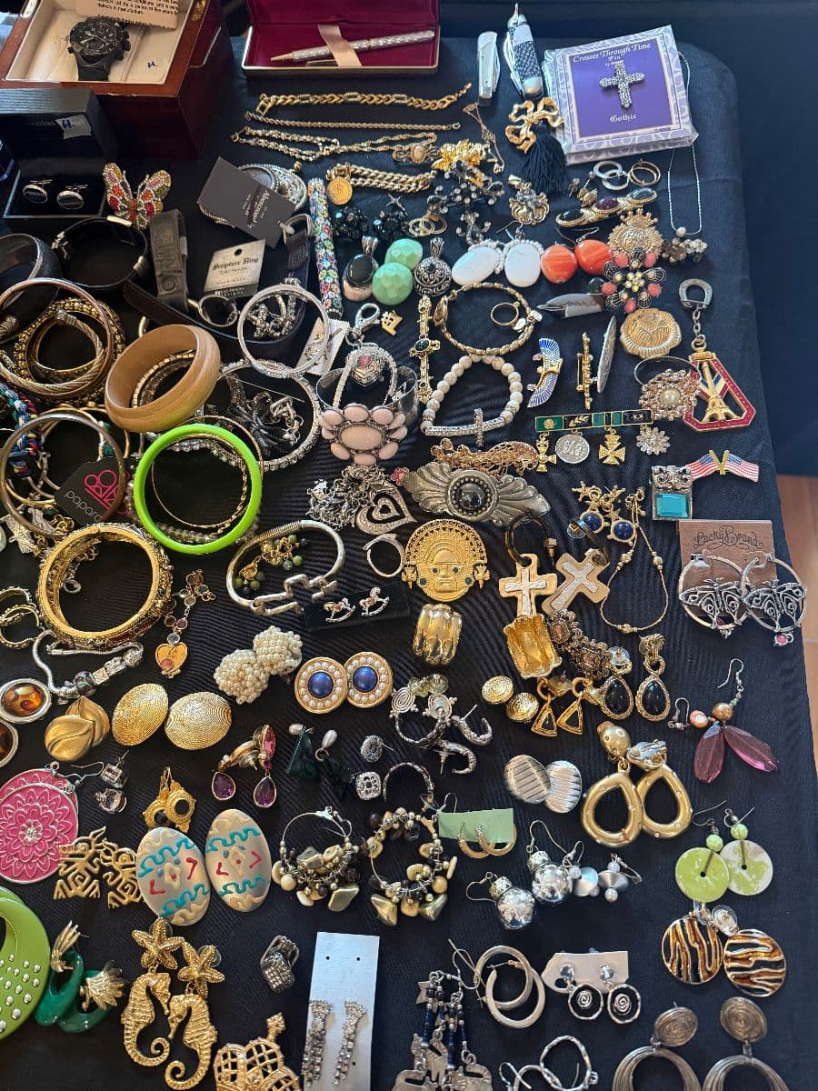 ALLEN ESTATE SALES photo 9