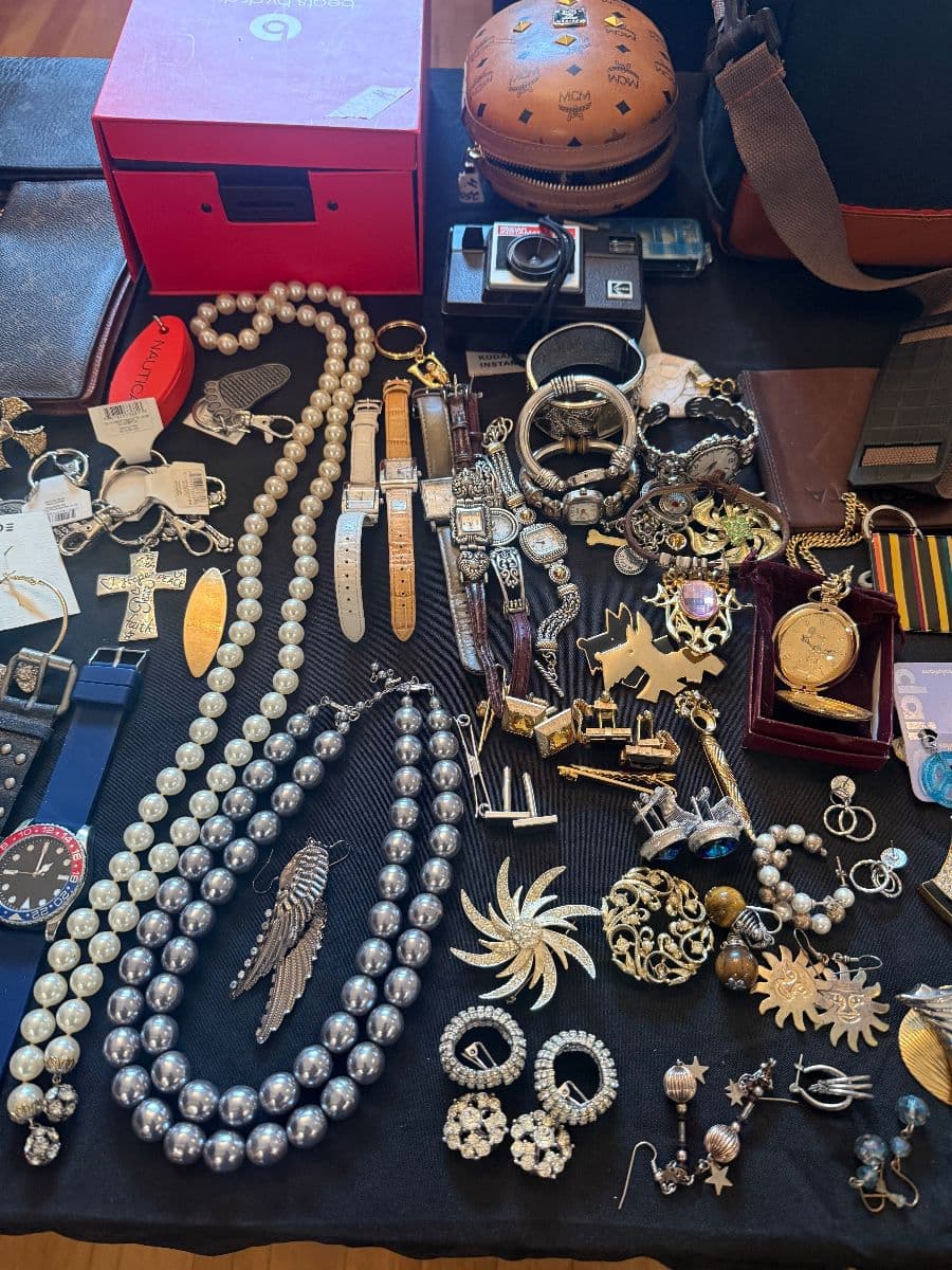 ALLEN ESTATE SALES photo 12