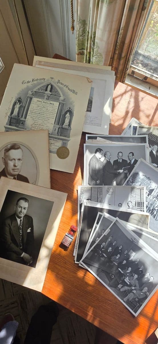 Notable US Government Figure/Time Capsule! photo 3
