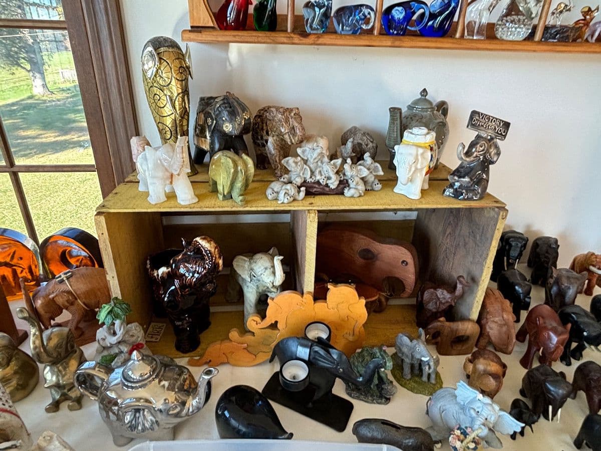 Massive Antique, Collectibles & Craft Sale photo 5