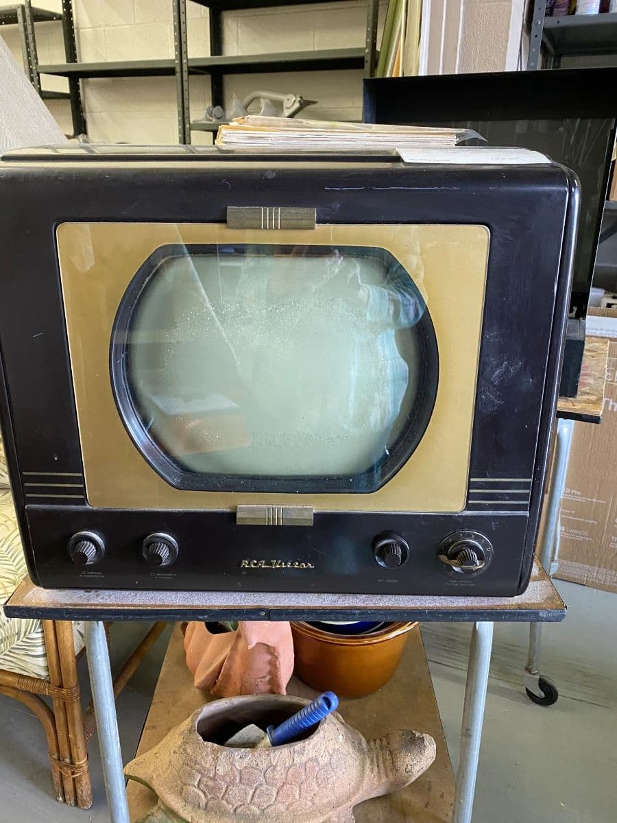 WAREHOUSE & ESTATE SALE photo 12