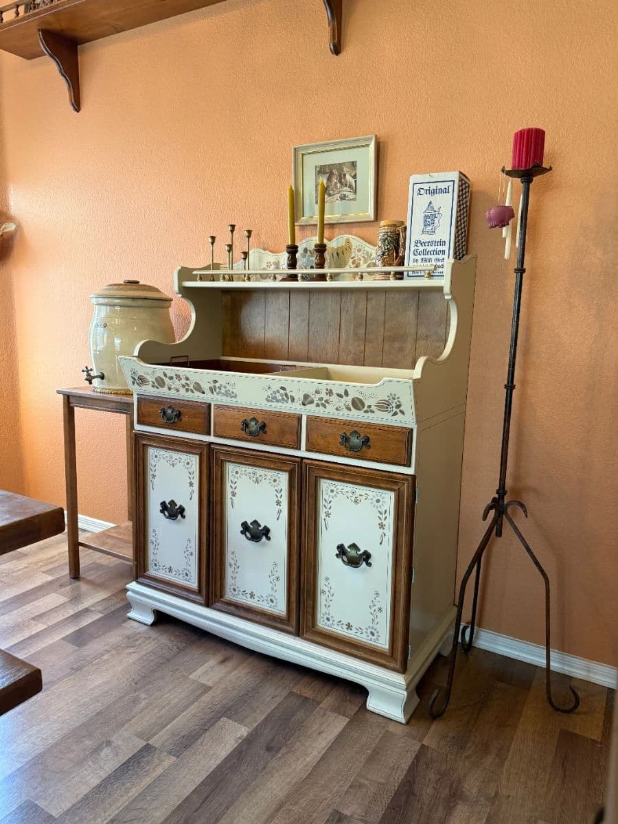 AtoZ Estate Sales - Goodyear Estate Sale photo 8