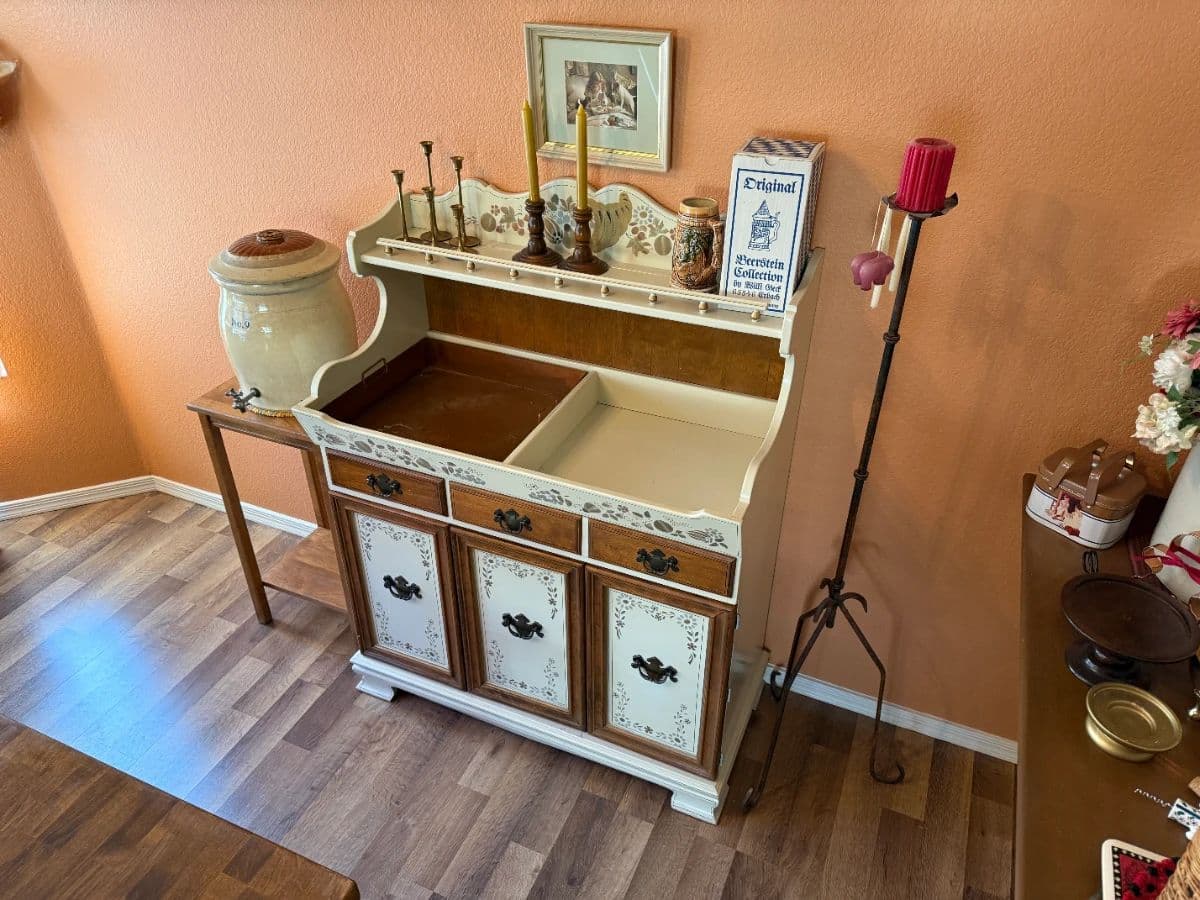 AtoZ Estate Sales - Goodyear Estate Sale photo 10