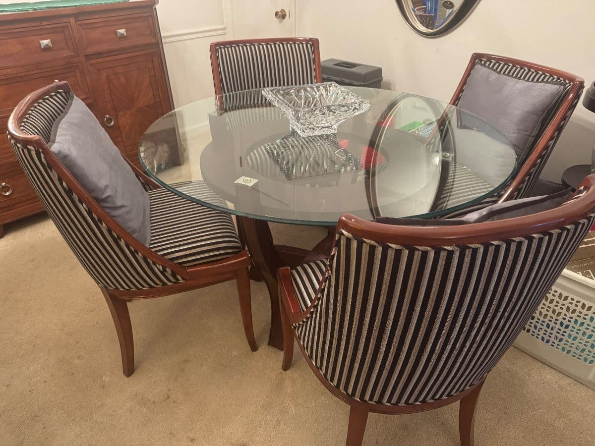 Mike D Estates / Home full of Furnishings / collectibles / Antiques / photo 1