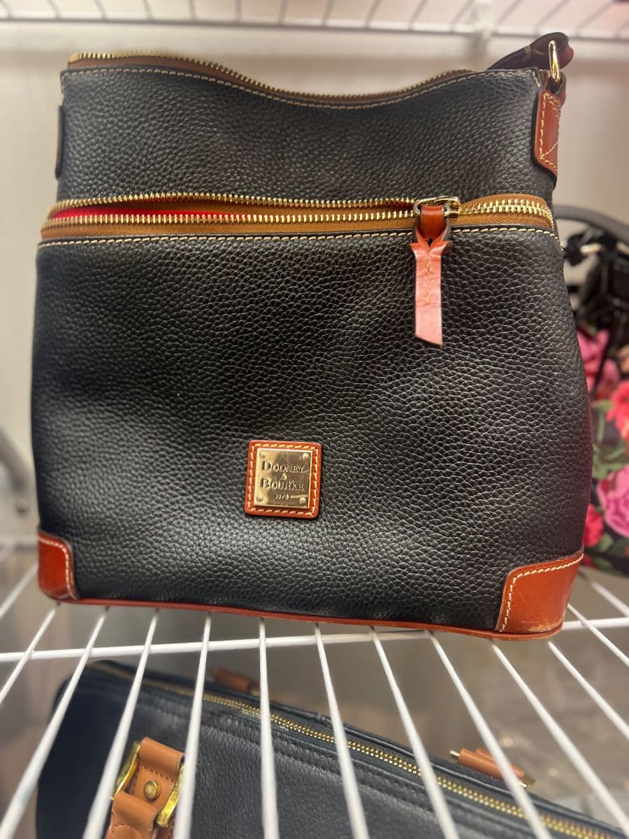Estate Sale: Fashionable and Chic photo 9