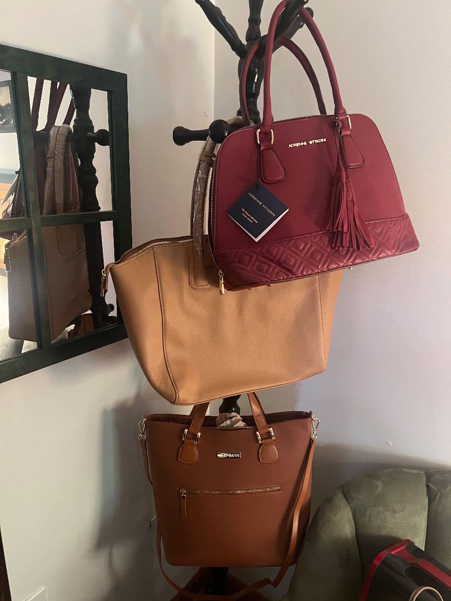 Estate Sale: Fashionable and Chic photo 3