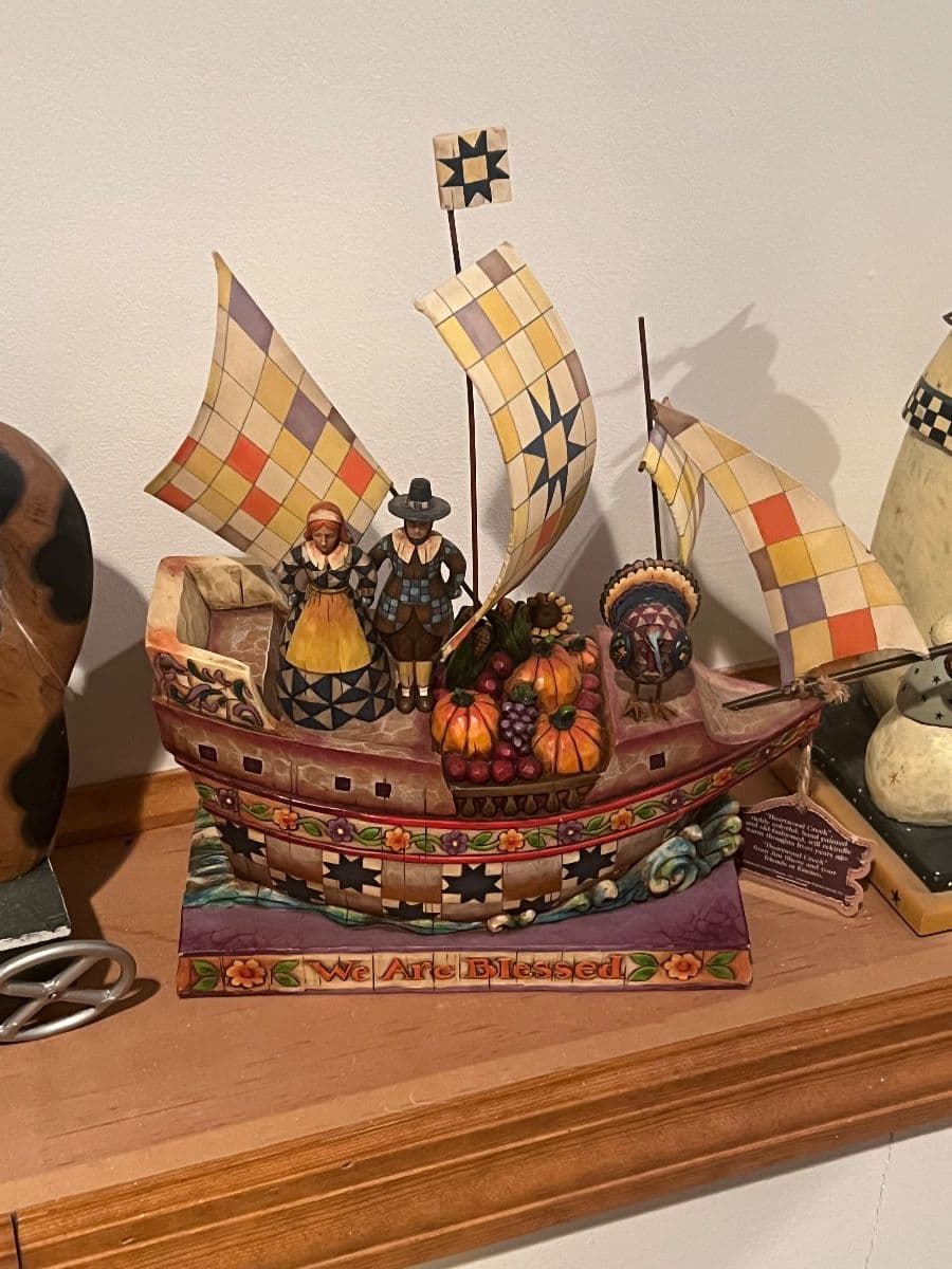 Estate Sale: Fashionable and Chic photo 1
