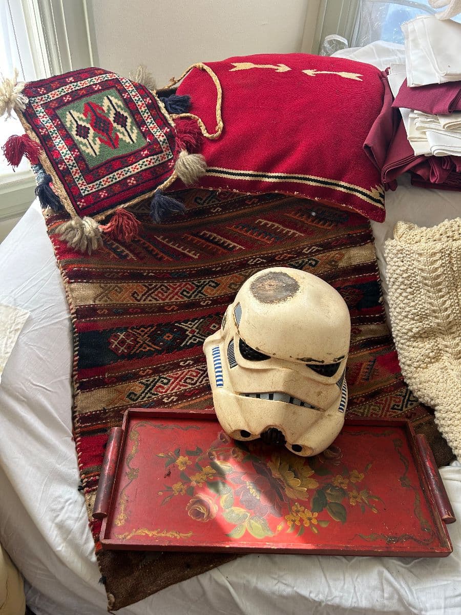 ' A RED TAG SALE" STEWART MANOR ESTATE! VINTAGE GENERATIONAL HOME! LOADED!! photo 2